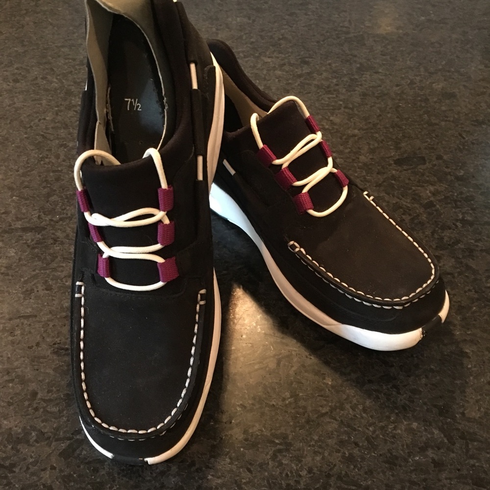 Cole Haan NikeAir boat shoes/sneakers NWOT